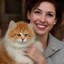Marie avec son chat persan